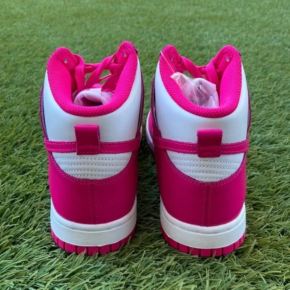 Nike Dunk High - Picture 4 of 5